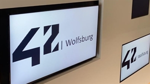 Microsoft supports software development training at 42 Wolfsburg