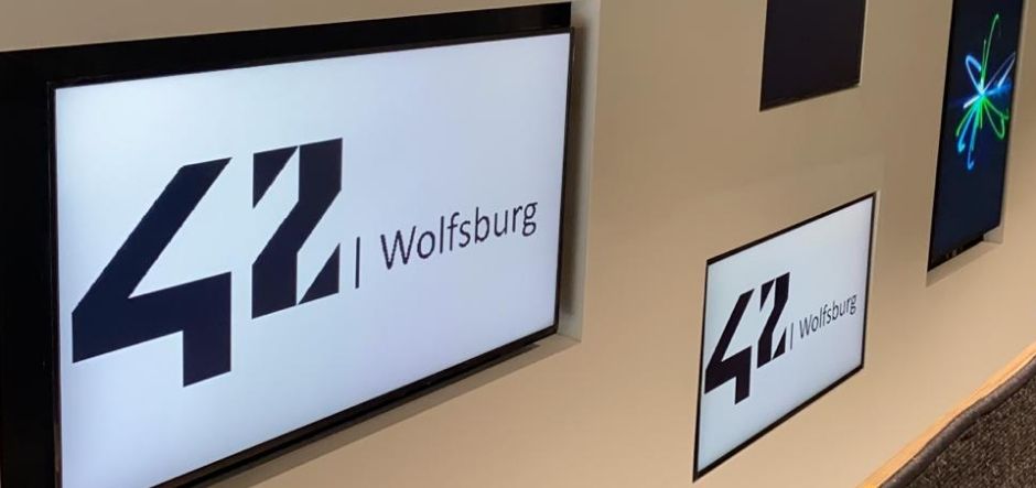 Microsoft supports software development training at 42 Wolfsburg