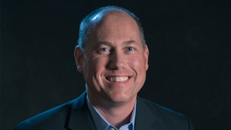 How can manufacturers put digital transformation into practice?