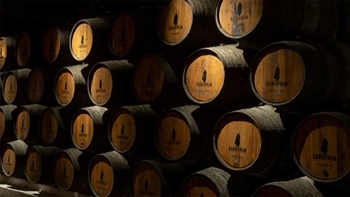 Wine producer improves collaboration with Microsoft tools