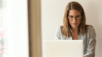 Microsoft launches Viva Sales for new seller experiences
