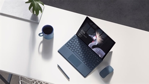 Future Decoded: Surface Pro with LTE Advanced to ship in December 2017