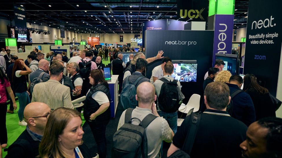 UCX: connecting workspaces, colleagues and customers with communications and collaboration technology