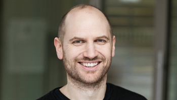 Markus Bauten encourages companies to talk to their data