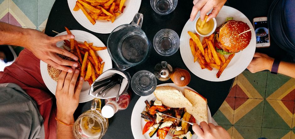 isolved improves restaurant recruiting and employee retention