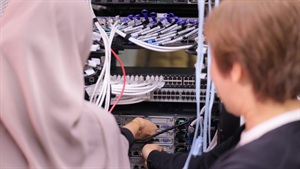 Microsoft and Victoria University open first data centre academy in Victoria