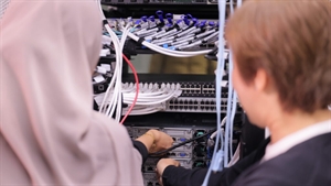 Microsoft and Victoria University open first datacentre academy in Victoria