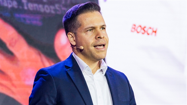 Dayan Rodriguez outlines how AI is shaping the future of manufacturing