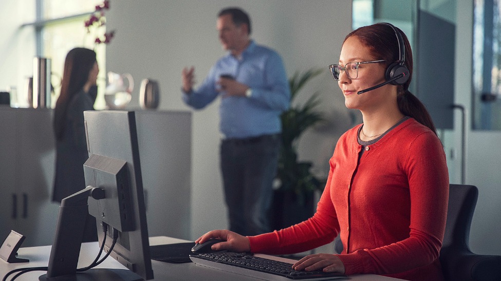 EPOS debuts IMPACT 400 wireless headset for open offices and hybrid workspaces