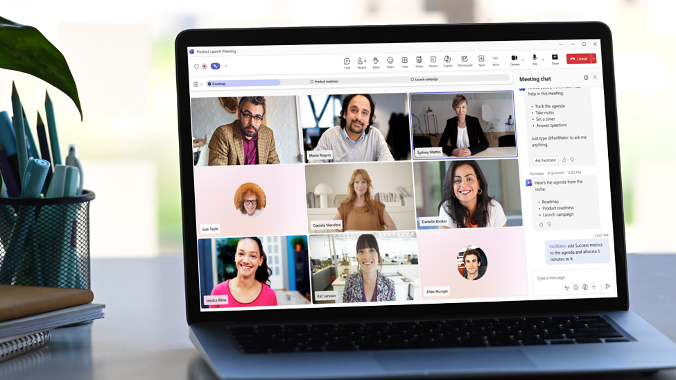 People in online meeting